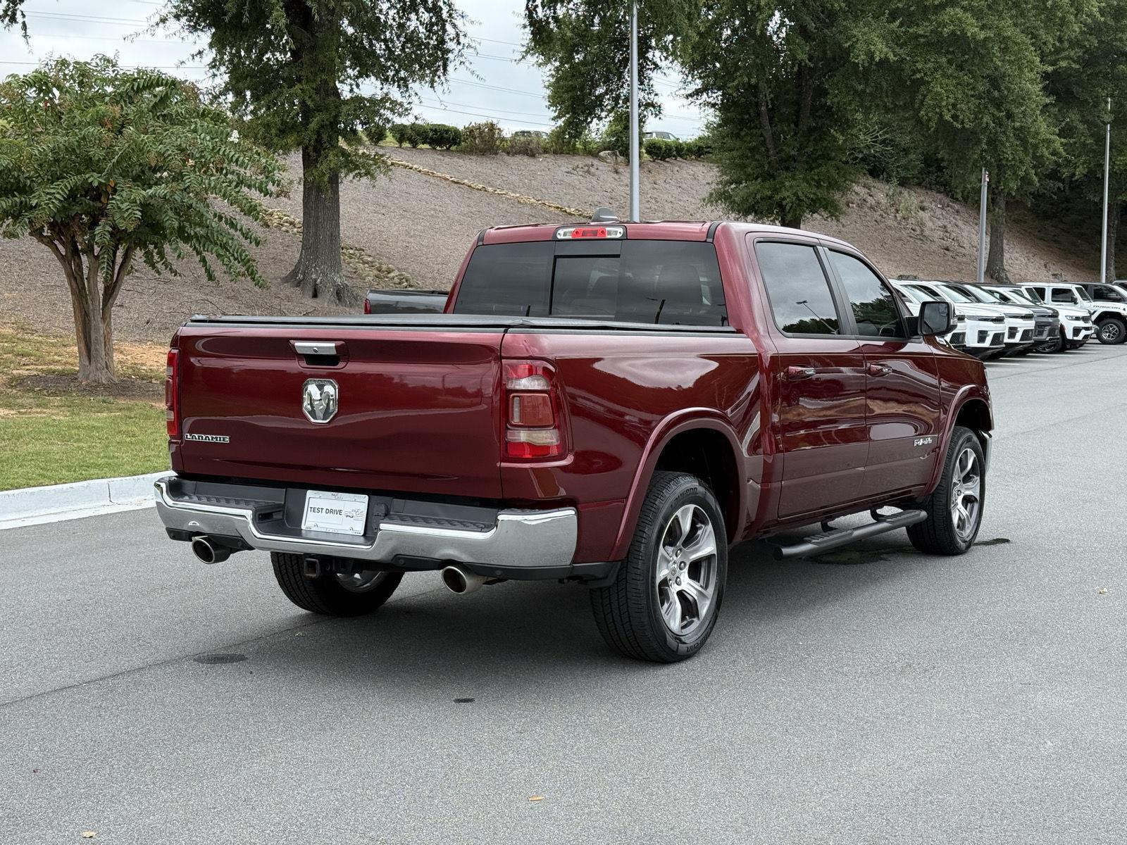 Used 2019 Delmonico Red Pearlcoat Ram Laramie image 5