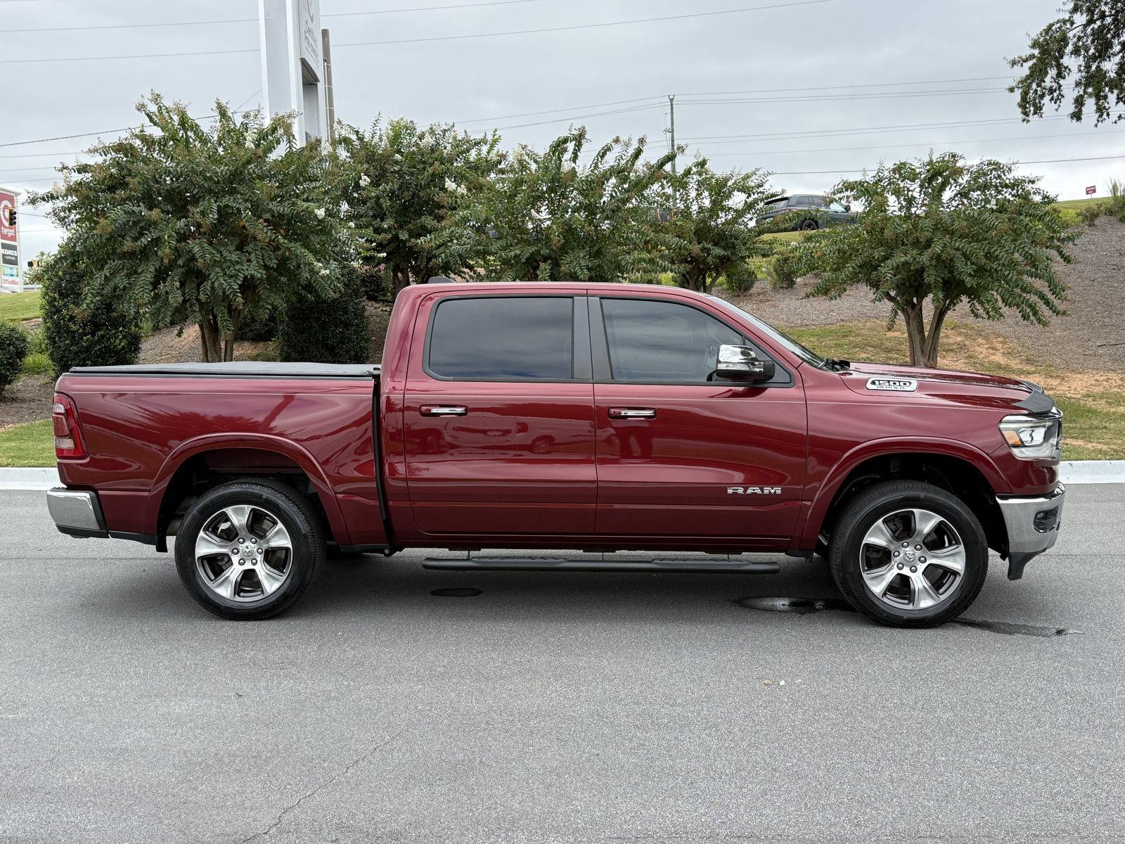 Used 2019 Delmonico Red Pearlcoat Ram Laramie image 6