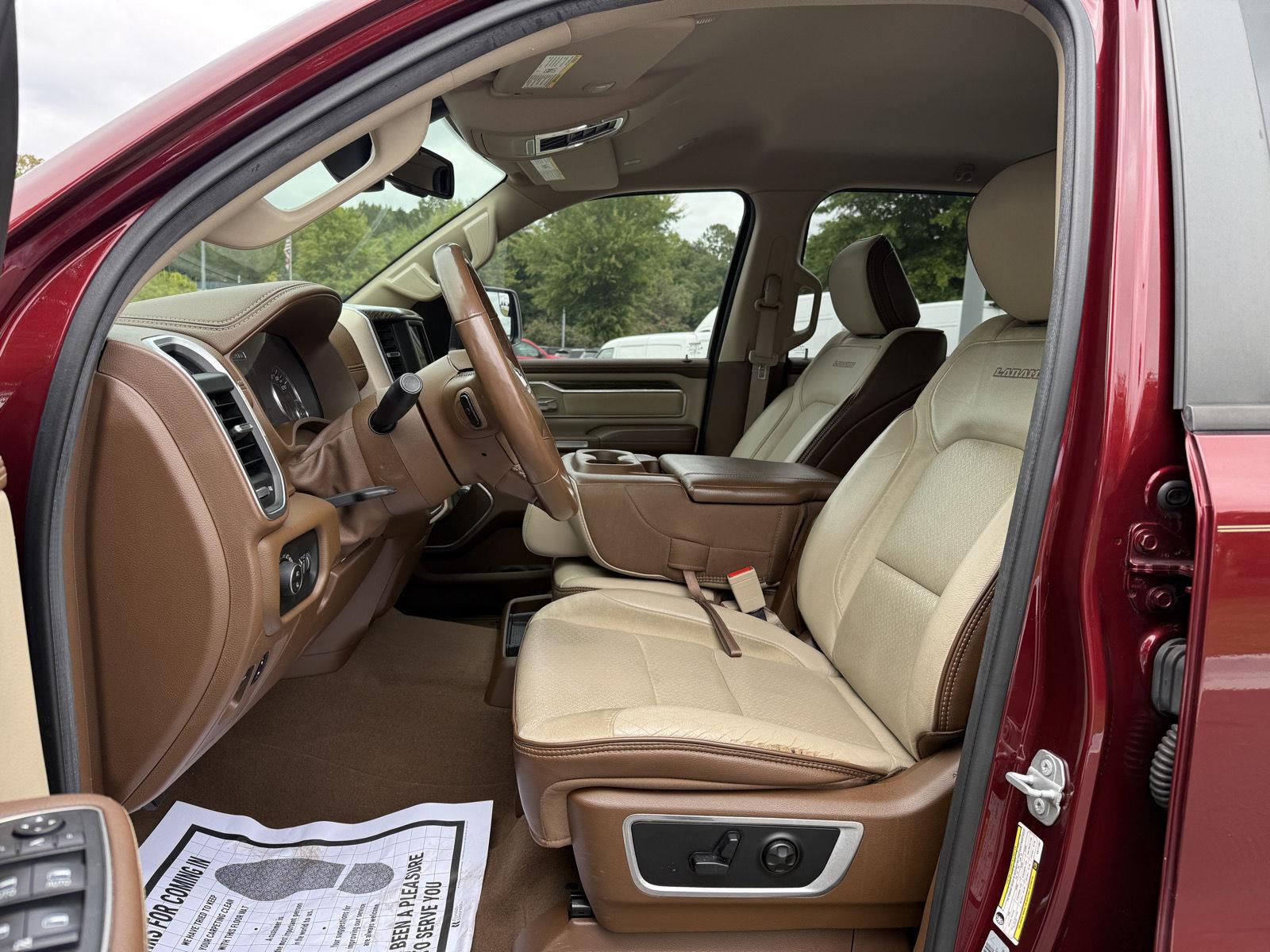 Used 2019 Delmonico Red Pearlcoat Ram Laramie image 12