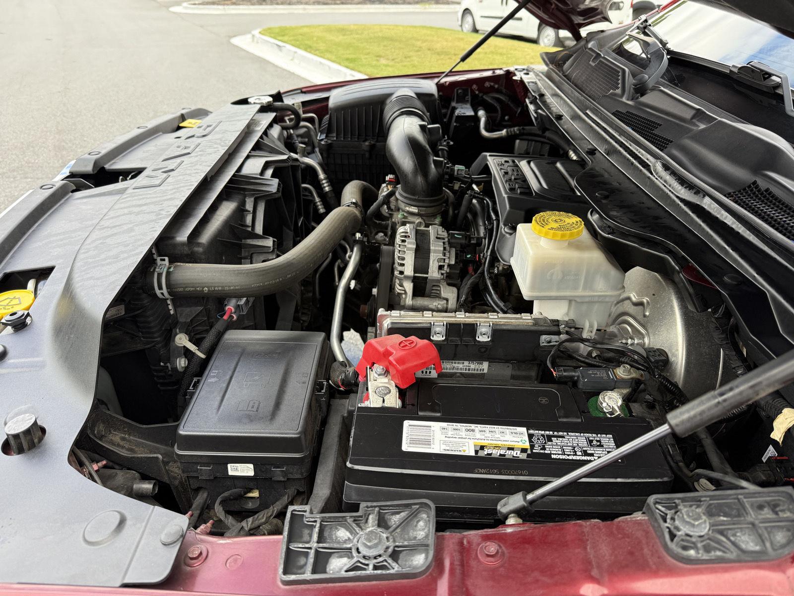 Used 2019 Delmonico Red Pearlcoat Ram Laramie image 31
