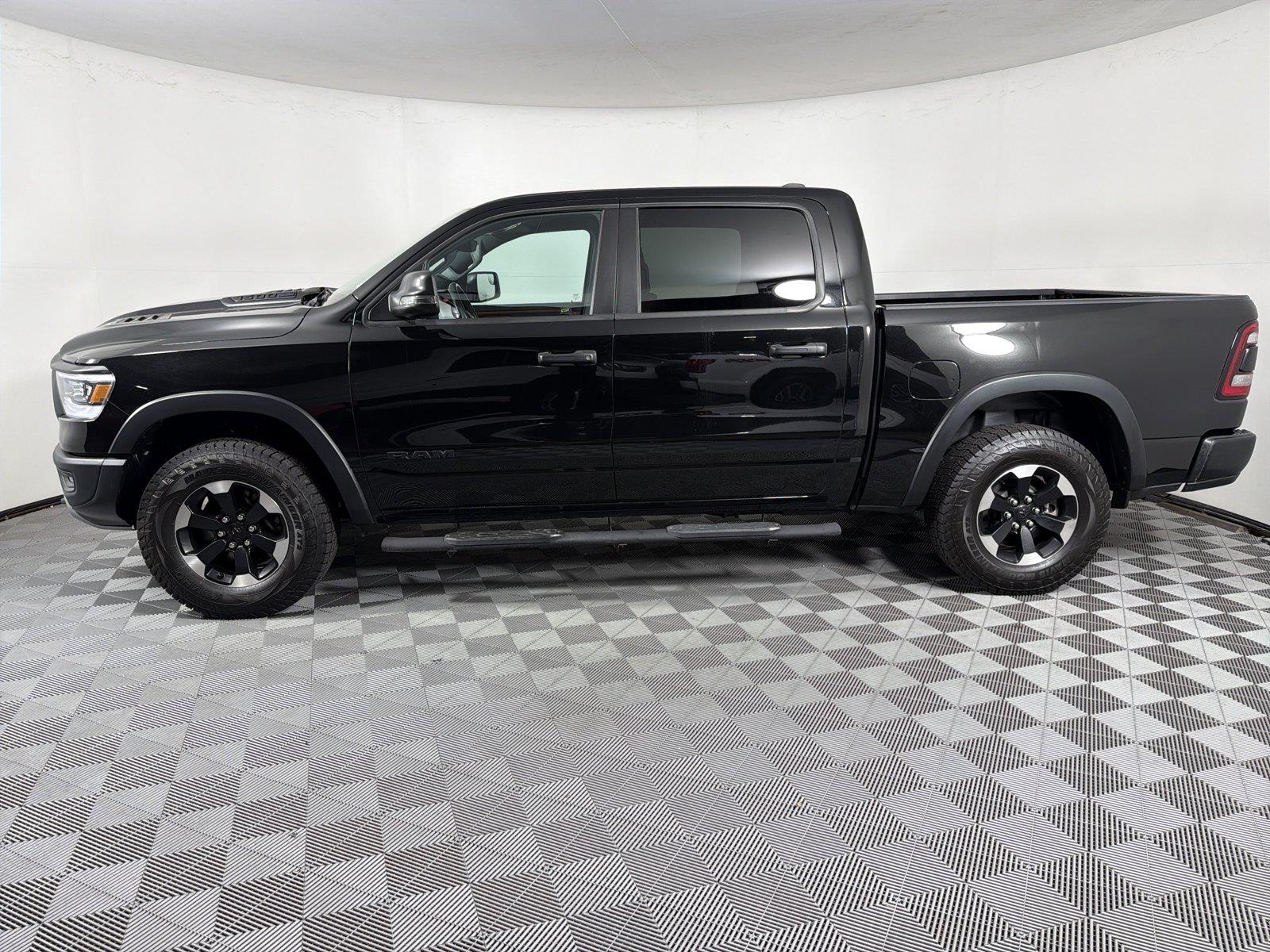 Used 2024 Diamond Black Crystal Pearlcoat Ram Rebel image 4