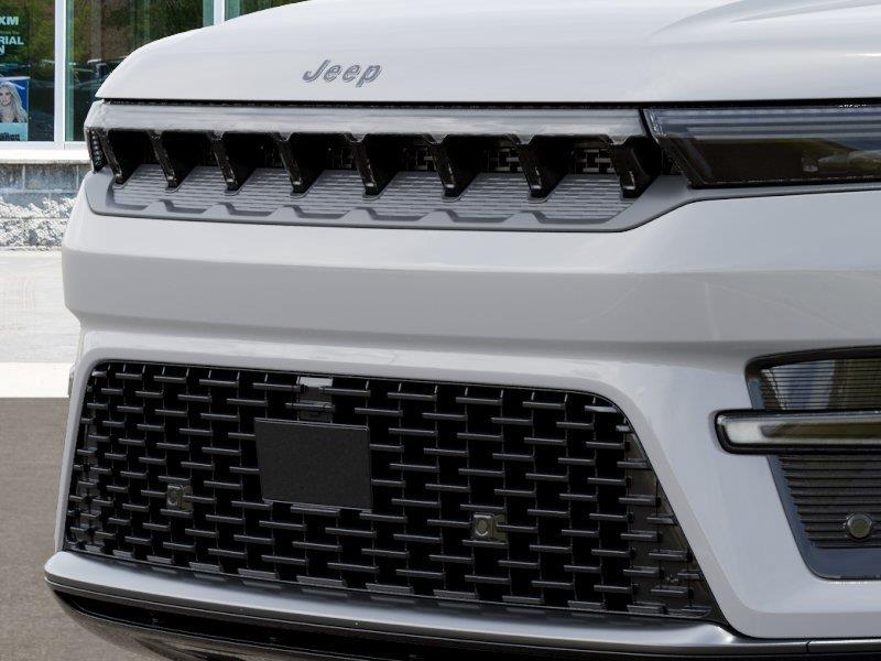 New 2026 Bright White Clear-Coat Exterior Paint Jeep Limited Altitude image 11