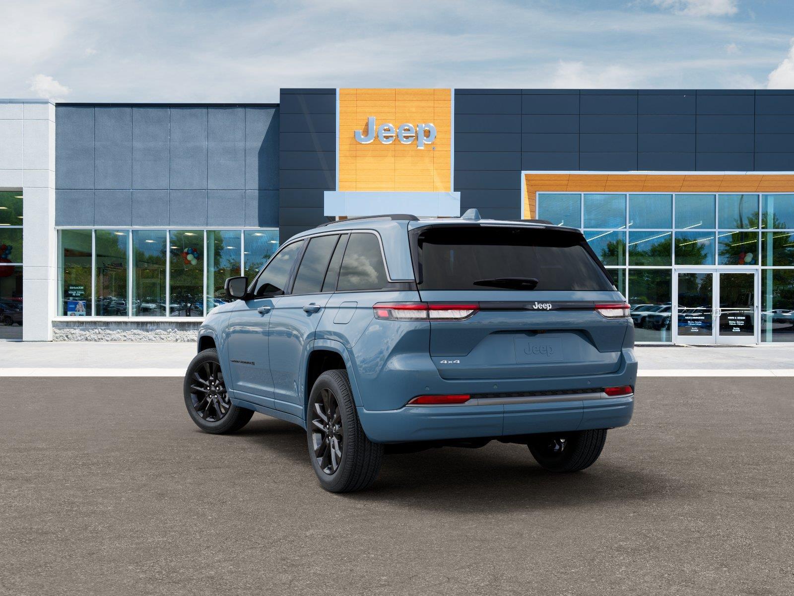 New 2026 Steel Blue Exterior Paint Jeep Limited Reserve image 3