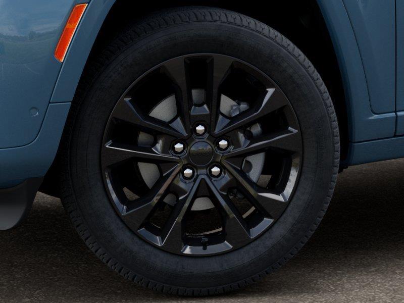 New 2026 Steel Blue Exterior Paint Jeep Limited Reserve image 8