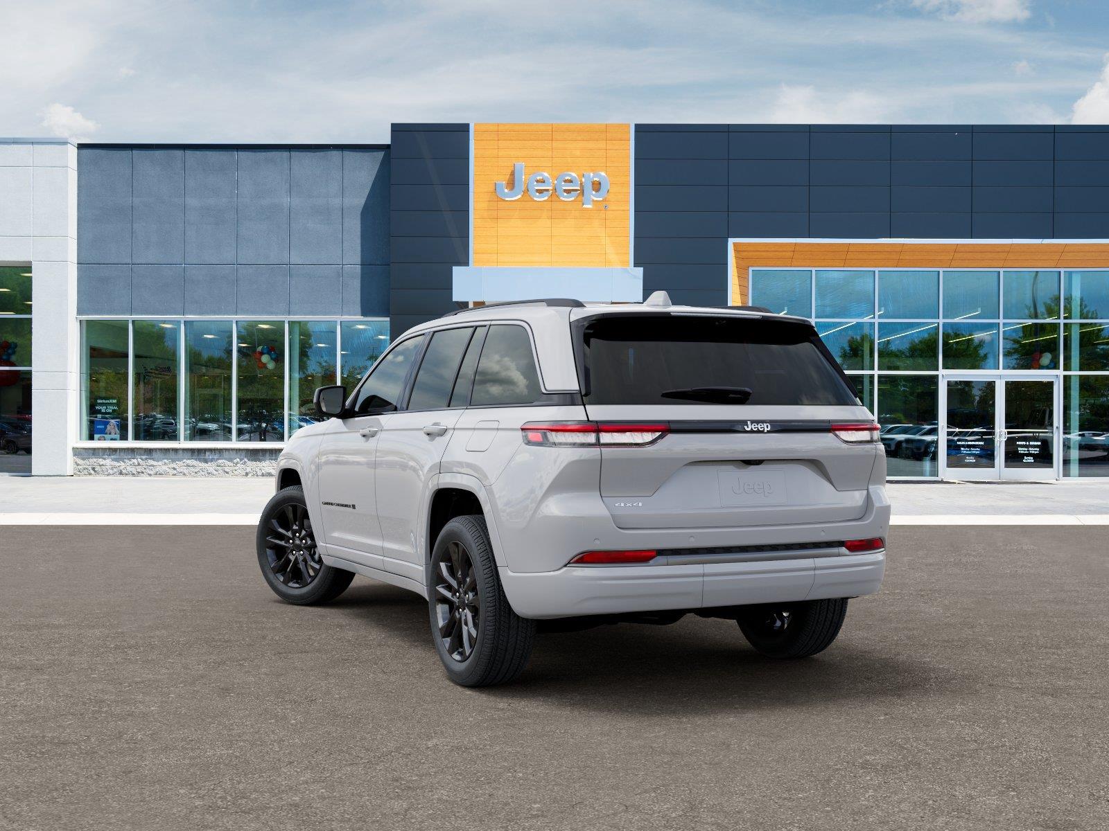 New 2026 Bright White Clear-Coat Exterior Paint Jeep Limited Reserve image 3