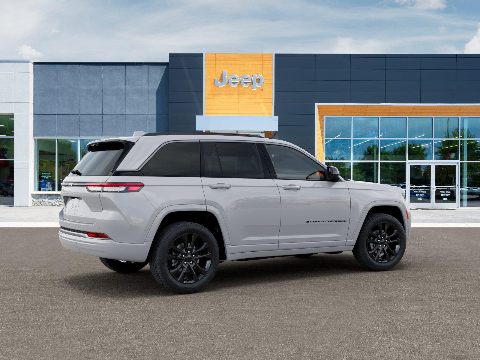 New 2026 Bright White Clear-Coat Exterior Paint Jeep Limited Reserve image 4