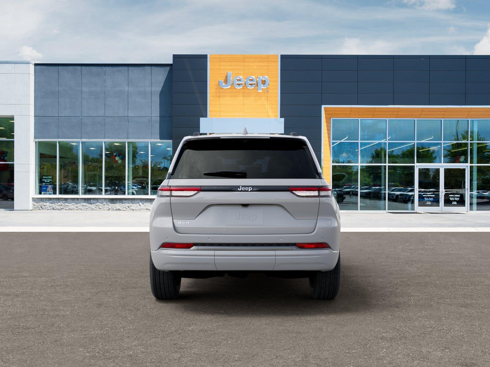 New 2026 Bright White Clear-Coat Exterior Paint Jeep Limited Reserve image 7