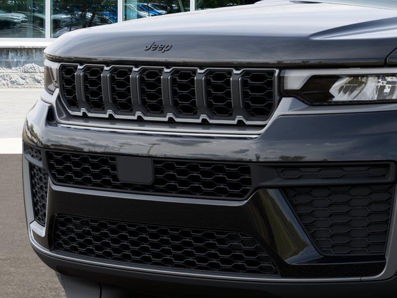 New 2027 High-Gloss Black Paint Jeep Laredo Altitude image 11