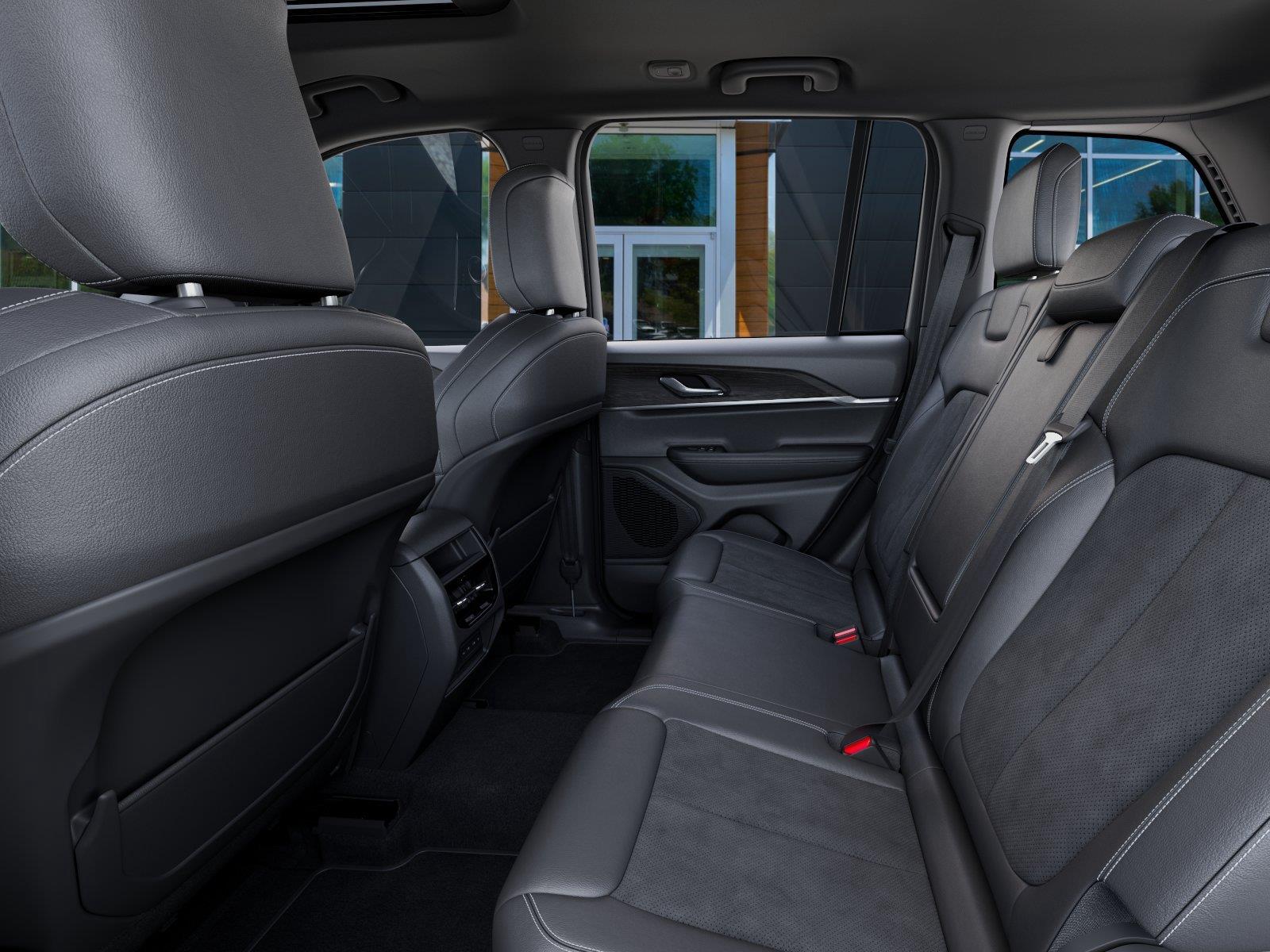 New 2027 High-Gloss Black Paint Jeep Laredo Altitude image 23