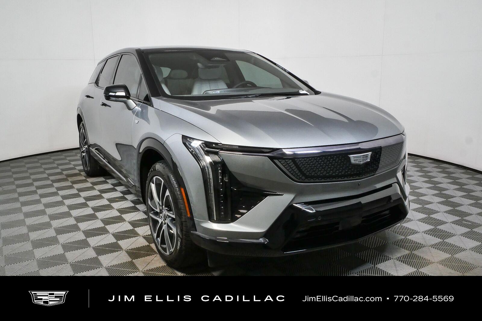Argent Silver Metallic 2027 Cadillac OPTIQ SUV / Crossover Rear-Wheel Drive Automatic
