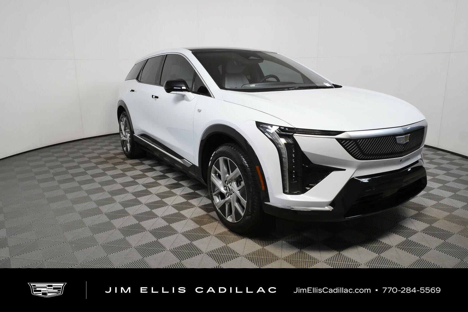 Vibrant White Tricoat 2027 Cadillac OPTIQ SUV / Crossover Rear-Wheel Drive Automatic