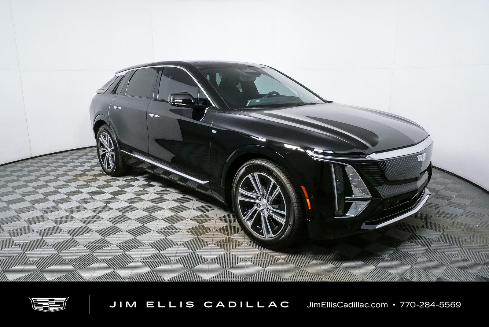 Stellar Black Metallic 2027 Cadillac LYRIQ SUV / Crossover Rear-Wheel Drive Automatic