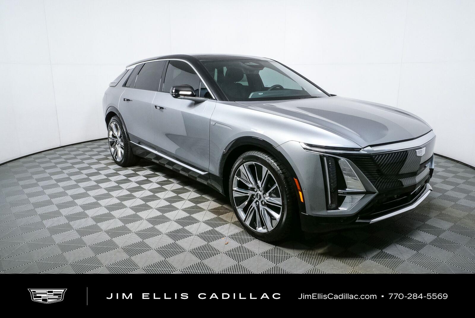 Argent Silver Metallic 2027 Cadillac LYRIQ SUV / Crossover Rear-Wheel Drive Automatic