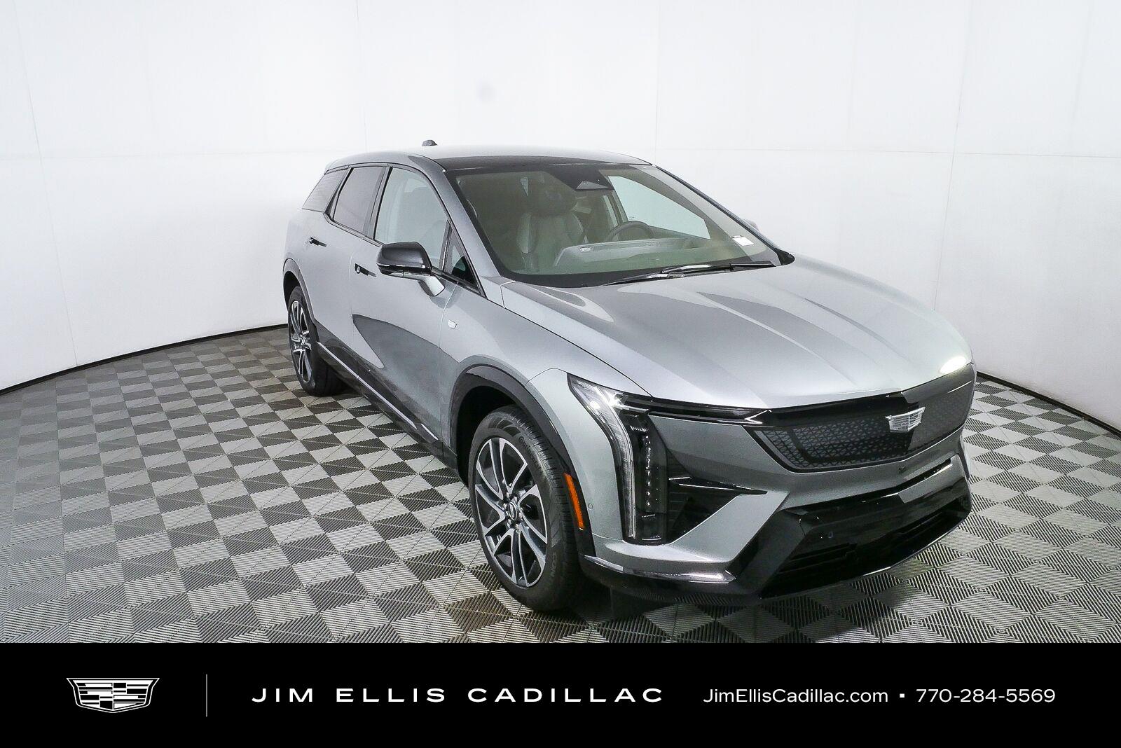 Vibrant White Tricoat 2027 Cadillac OPTIQ SUV / Crossover Rear-Wheel Drive Automatic