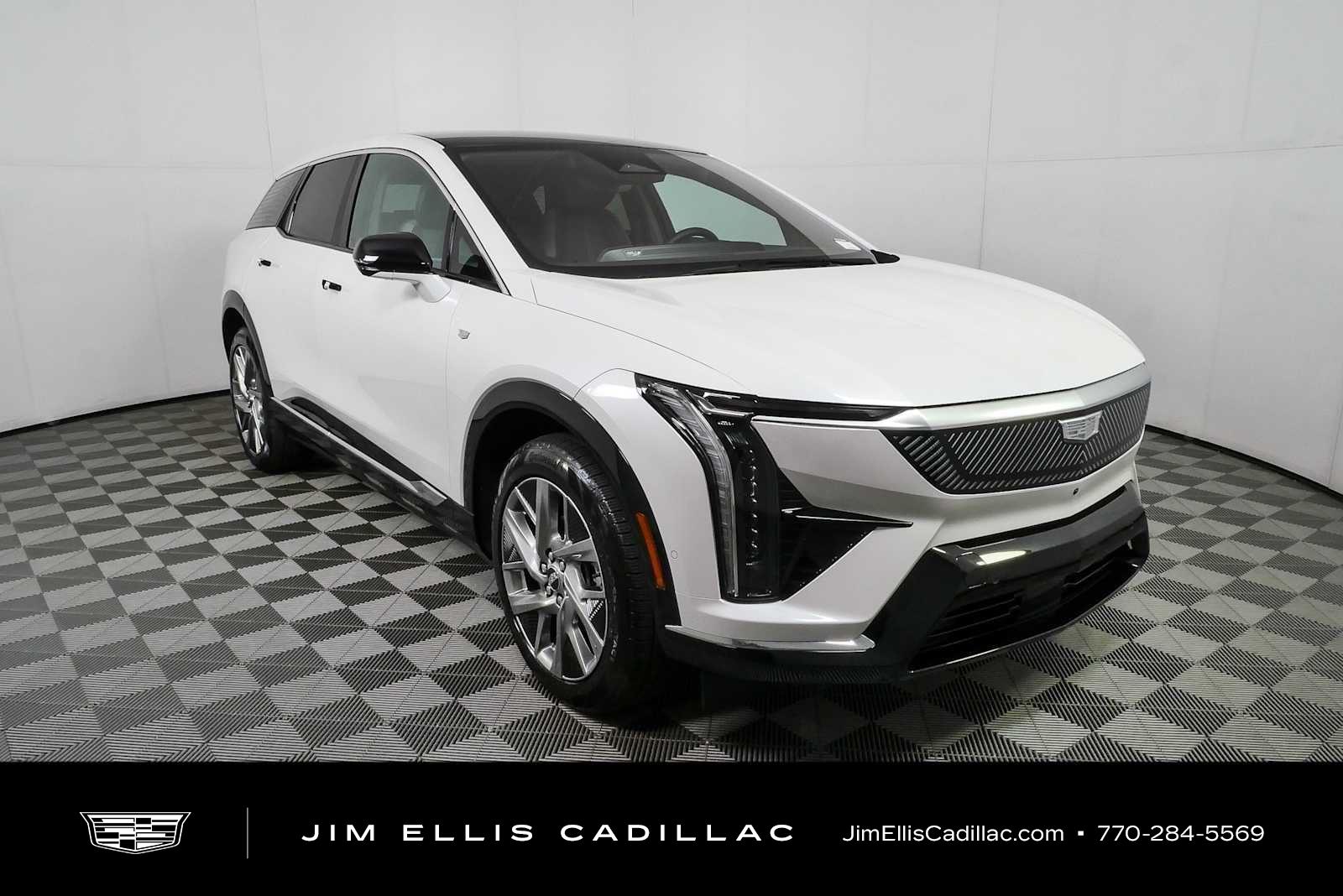 Crystal White Tricoat 2025 Cadillac OPTIQ SUV / Crossover All-Wheel Drive Automatic