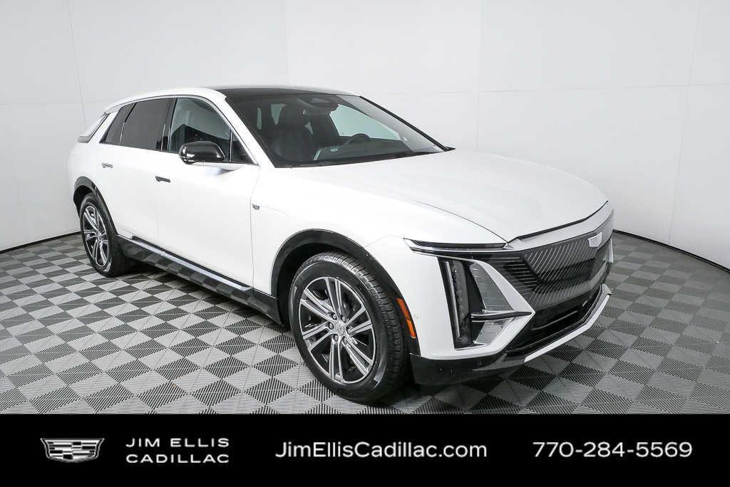 Crystal White Tricoat 2025 Cadillac LYRIQ SUV / Crossover All-Wheel Drive Automatic