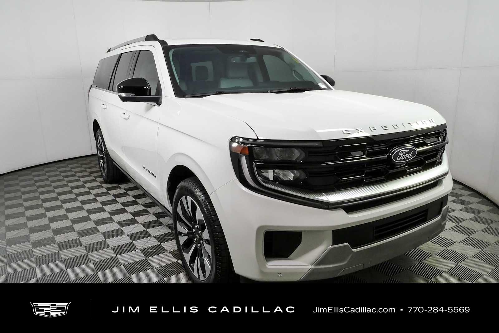 Star White Metallic Tri-Coat 2026 Ford Expedition SUV / Crossover Four-Wheel Drive Automatic