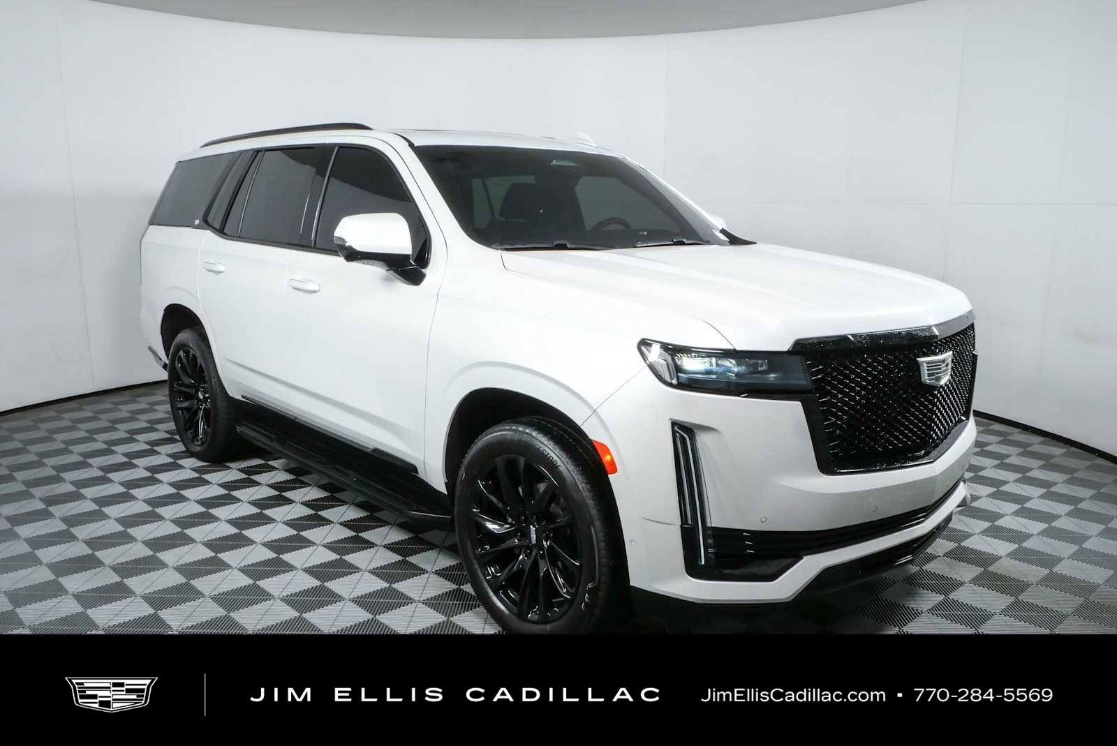 Crystal White Tricoat 2024 Cadillac Escalade SUV / Crossover Four-Wheel Drive Automatic