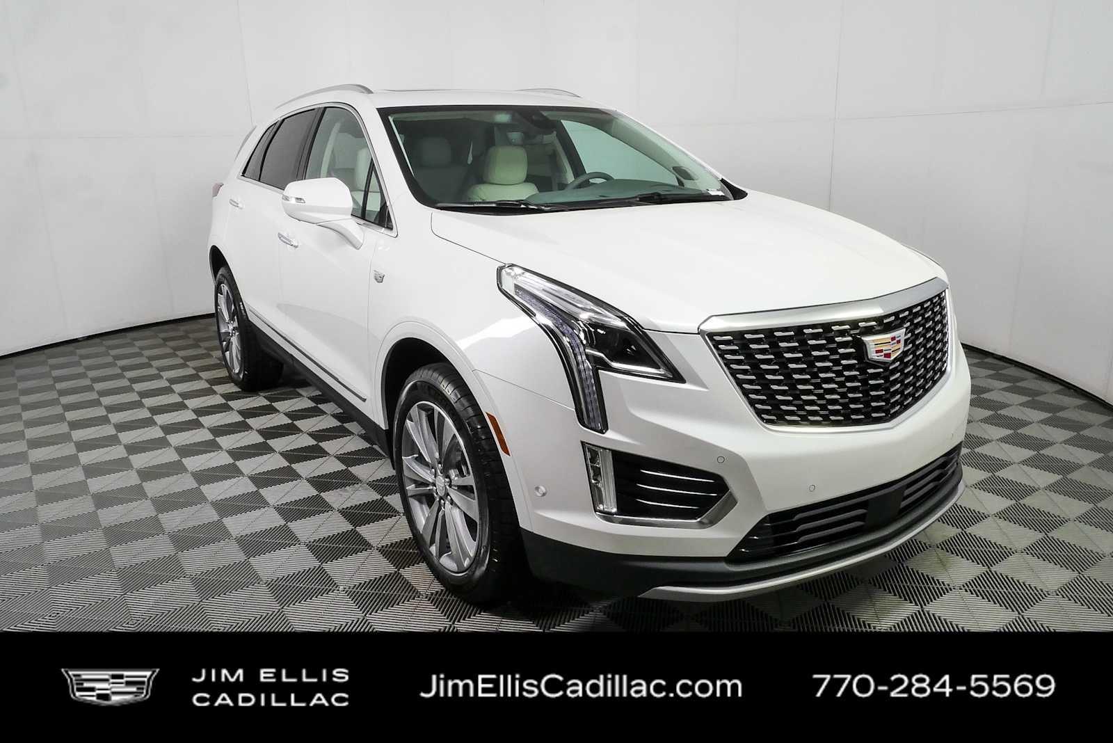 Crystal White Tricoat 2026 Cadillac XT5 SUV / Crossover Front-Wheel Drive 9-Speed Automatic