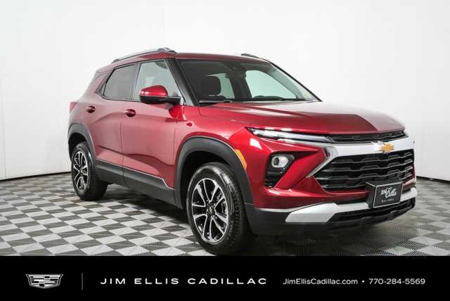 Red (Crimson Metallic) 2025 Chevrolet Trailblazer SUV / Crossover Four-Wheel Drive 9-Speed Automatic