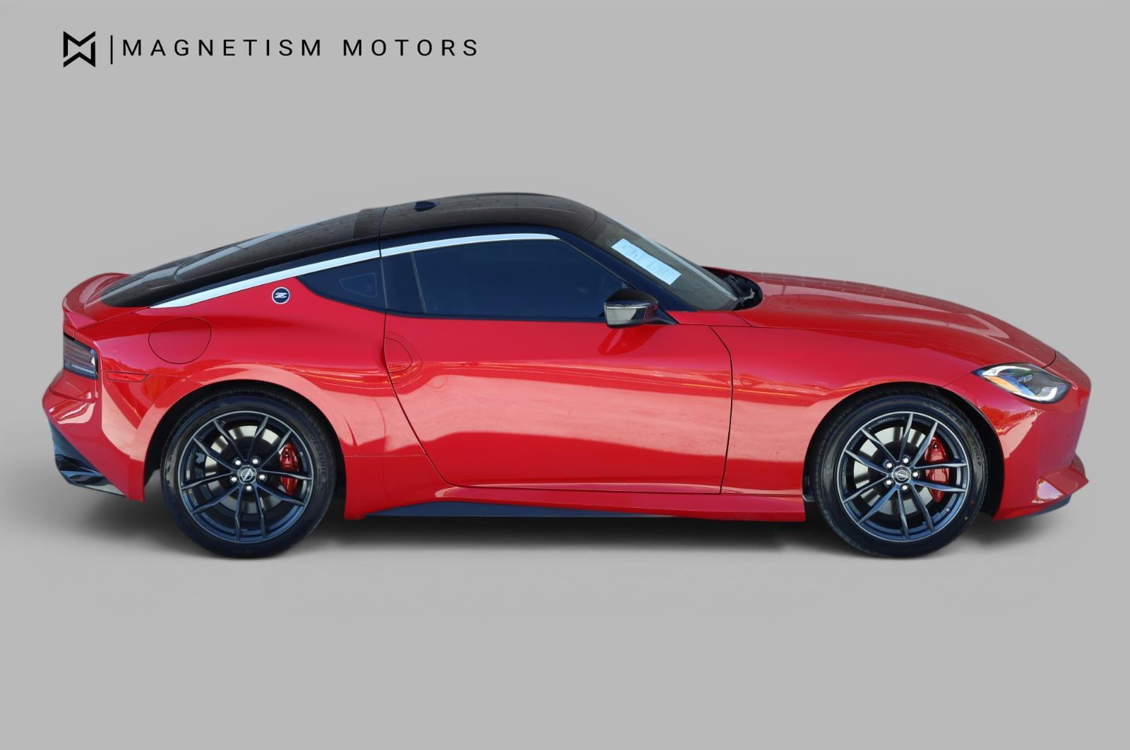 View vehicle photo 3