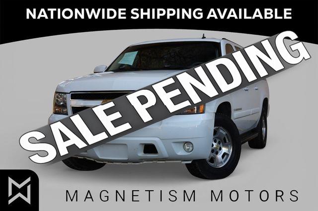 Summit White 2008 Chevrolet Suburban SUV / Crossover 4X2 Automatic
