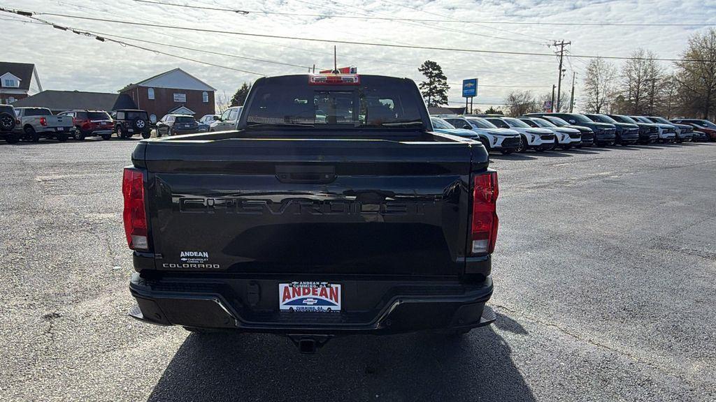 View vehicle photo 6