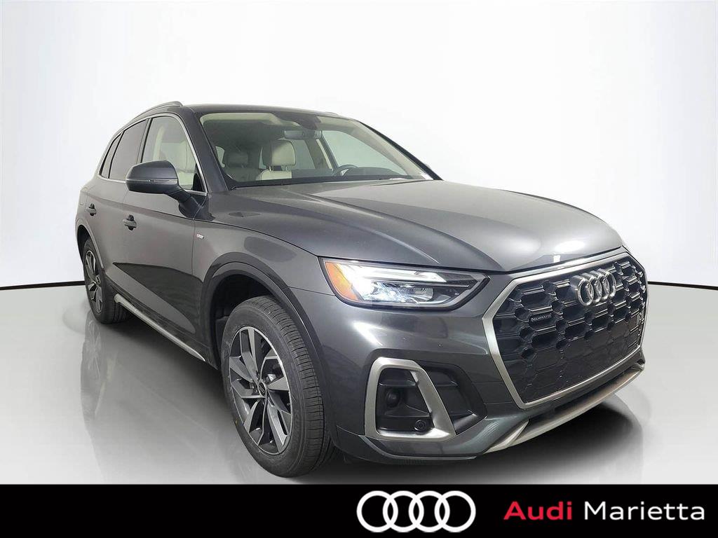 Daytona Gray pearl effect 2025 Audi Q5 SUV / Crossover All-Wheel Drive 7-Speed Automatic