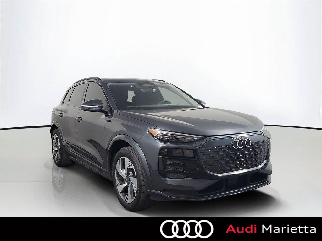 2025 Audi Q6 e-tron quattro Premium Plus