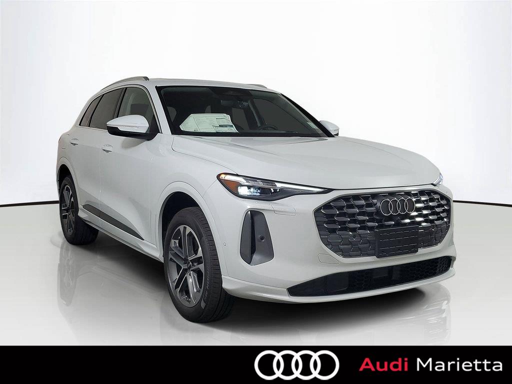 Glacier White Metallic 2026 Audi Q5 SUV / Crossover All-Wheel Drive 7-Speed Automatic
