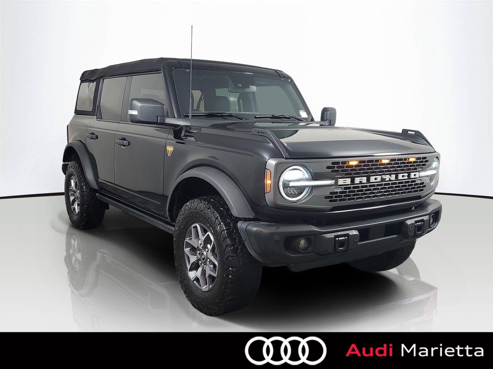 Shadow Black 2023 Ford Bronco SUV / Crossover Four-Wheel Drive 7-Speed Manual