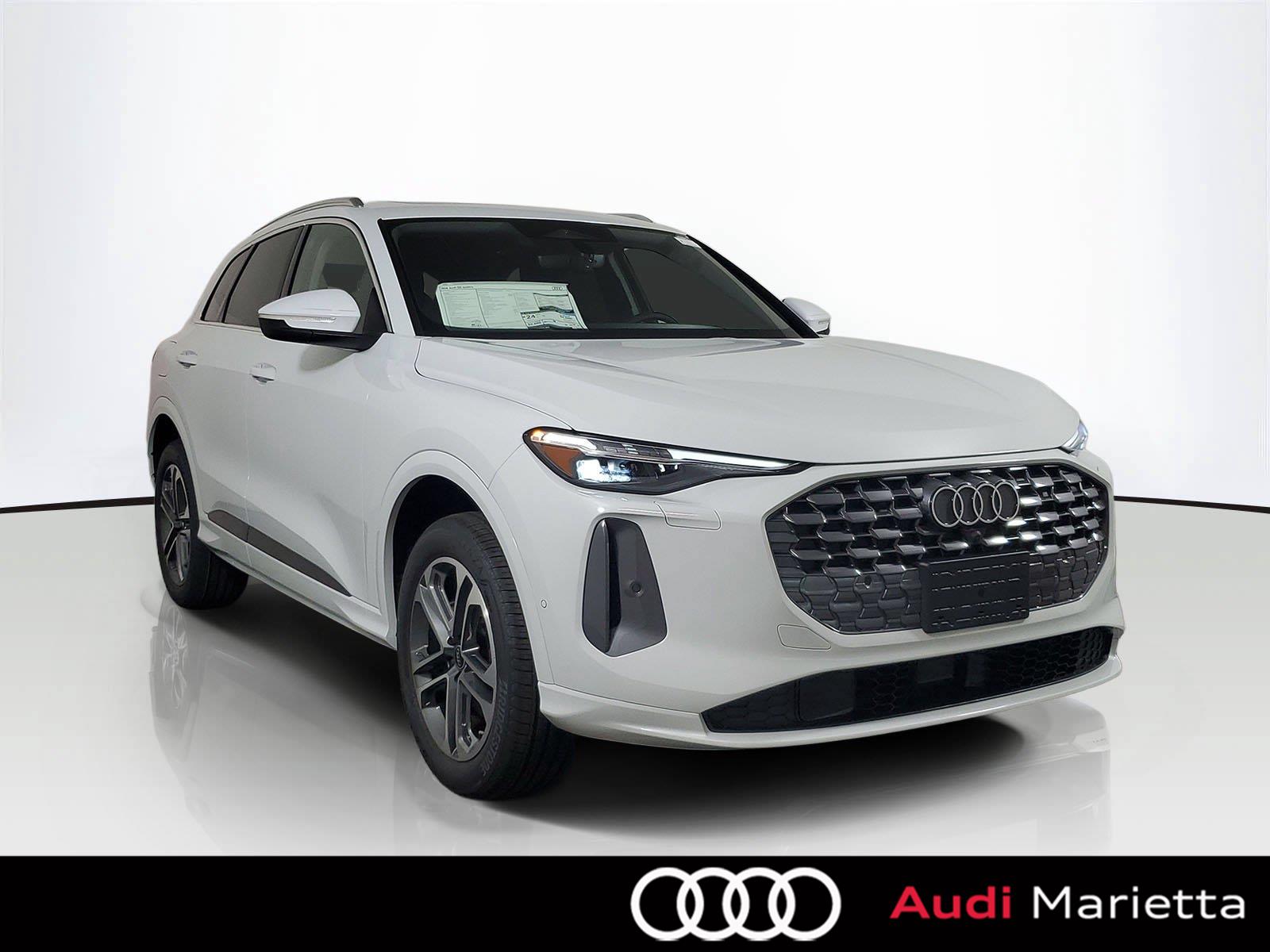 Glacier White Metallic 2026 Audi Q5 SUV / Crossover All-Wheel Drive Automatic