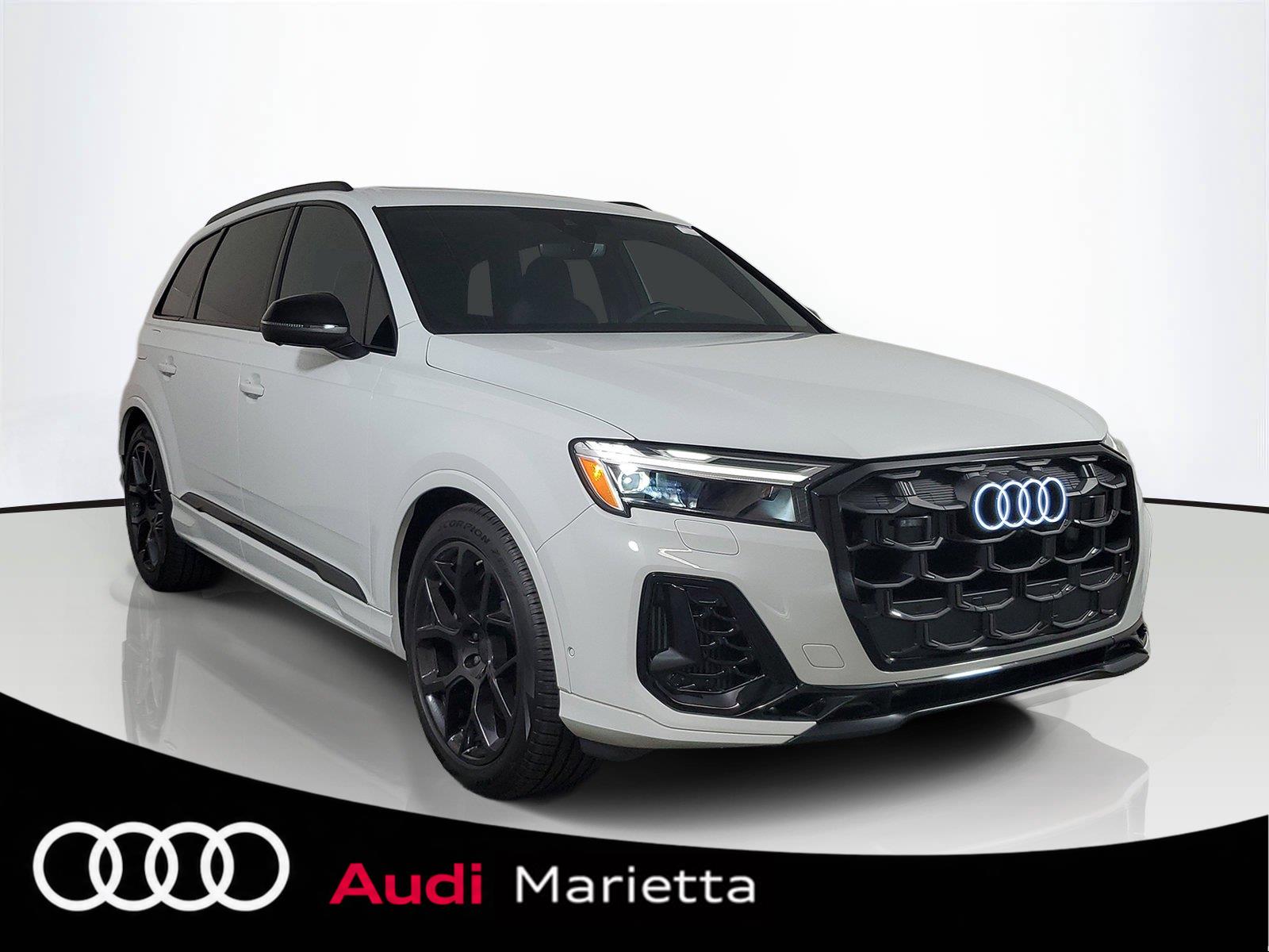 Glacier White Metallic 2026 Audi SQ7 SUV / Crossover All-Wheel Drive Automatic