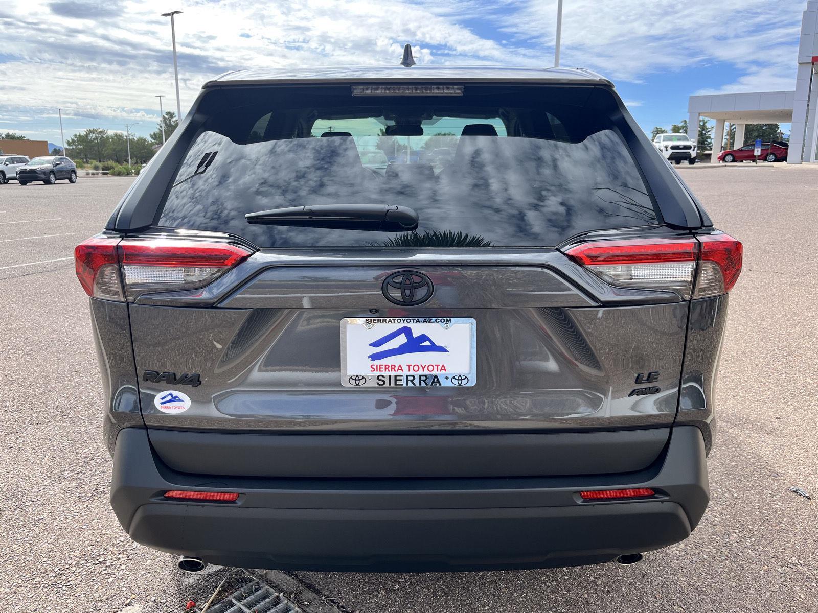 2025 Toyota RAV4 LE photo 3