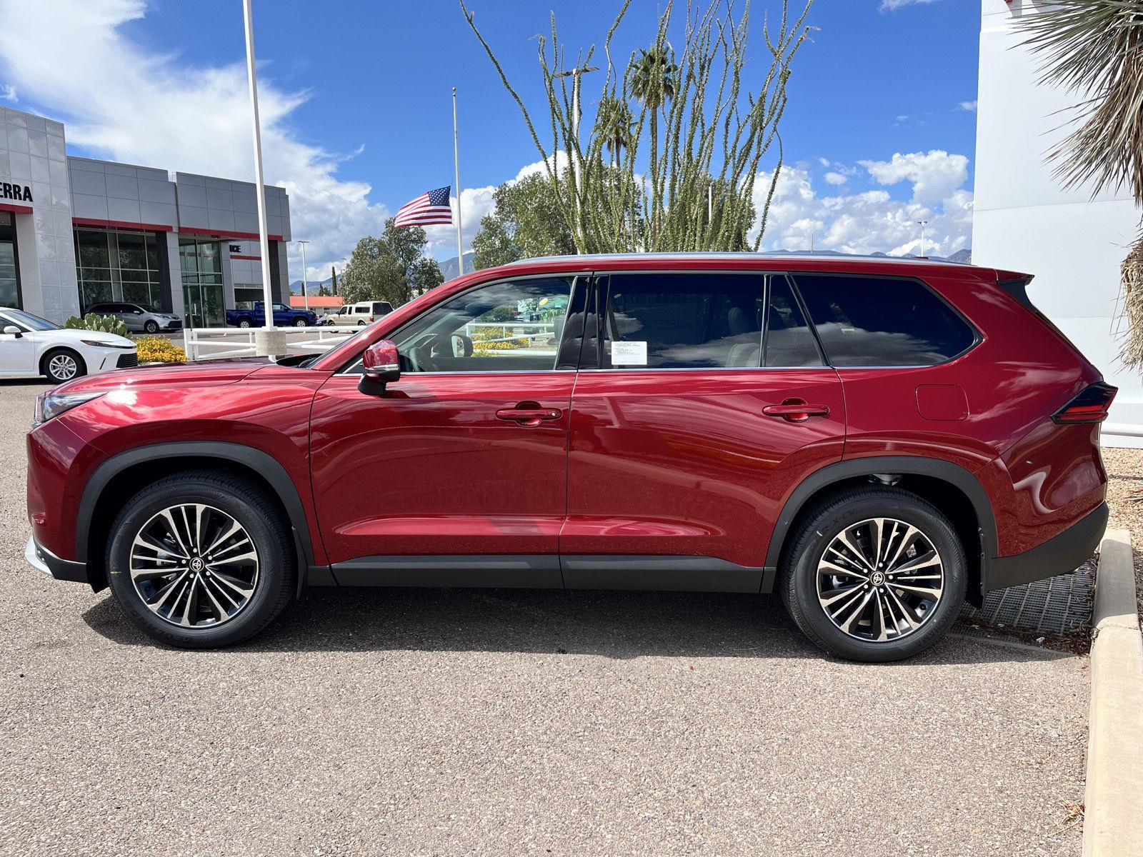 2025 Toyota Grand Highlander Hybrid MAX Platinum photo 2