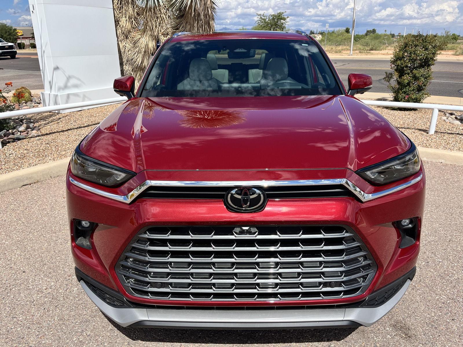 2025 Toyota Grand Highlander Hybrid MAX Platinum photo 8