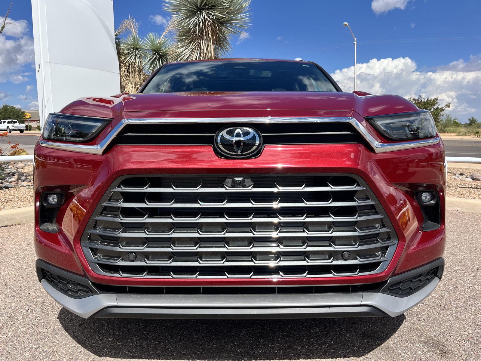 2025 Toyota Grand Highlander Hybrid MAX Platinum photo 9