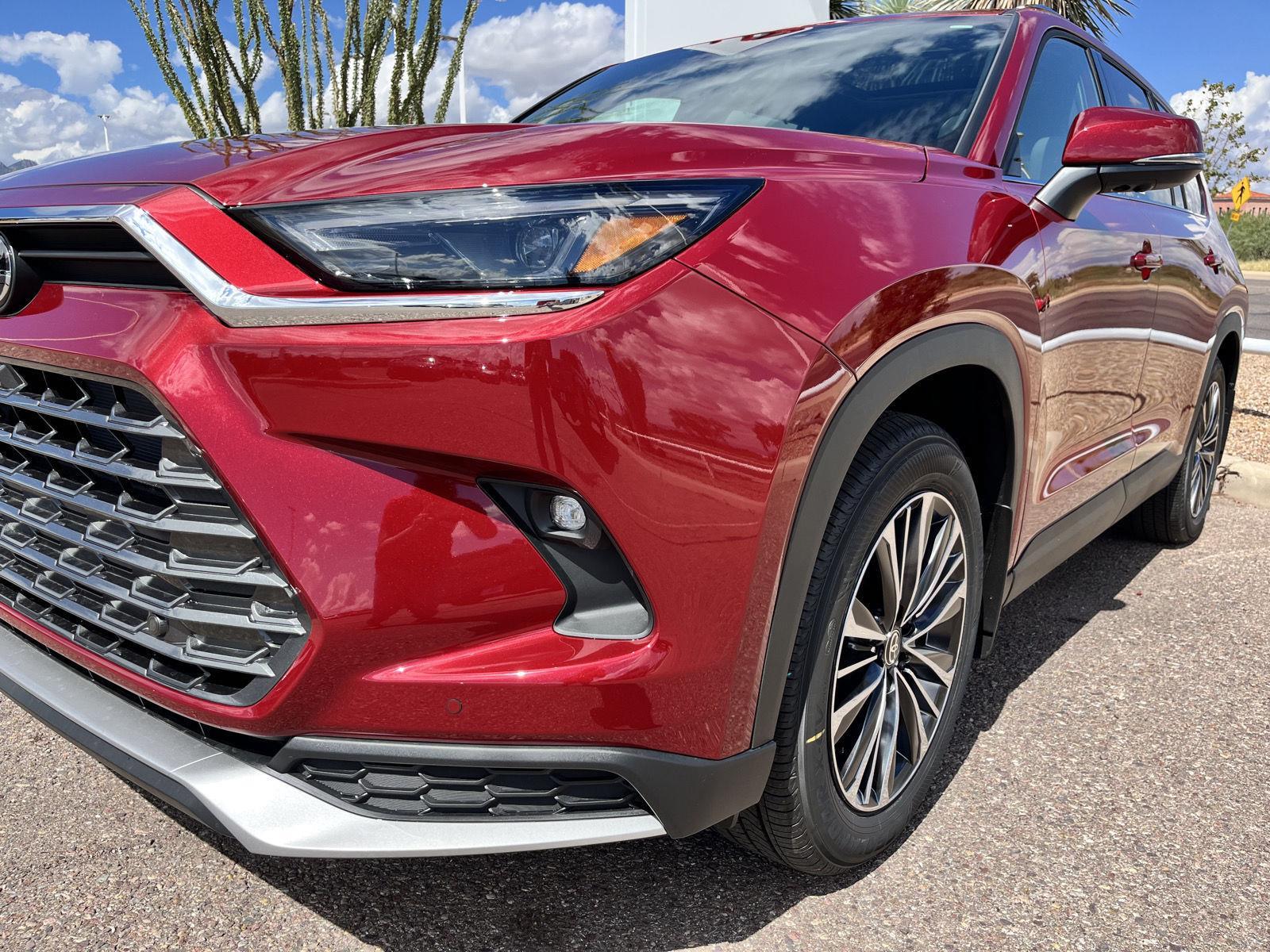 2025 Toyota Grand Highlander Hybrid MAX Platinum photo 10