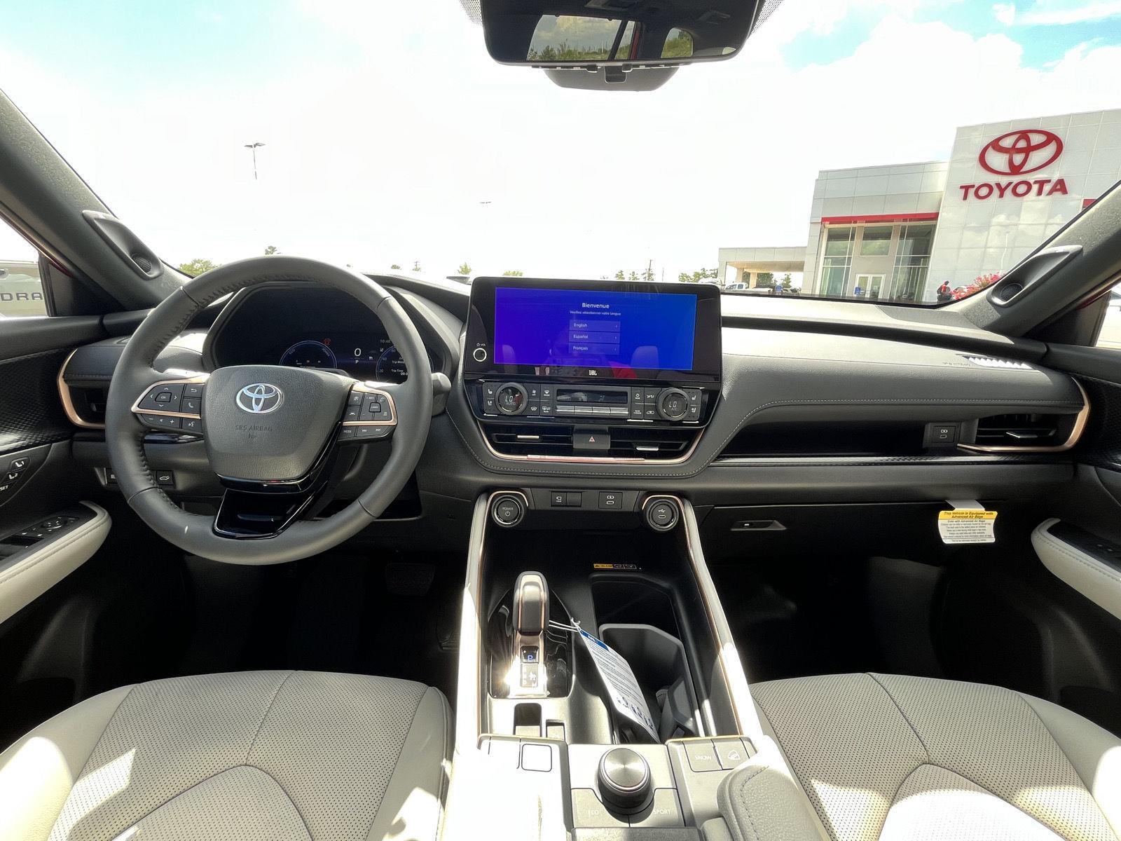 2025 Toyota Grand Highlander Hybrid MAX Platinum photo 25
