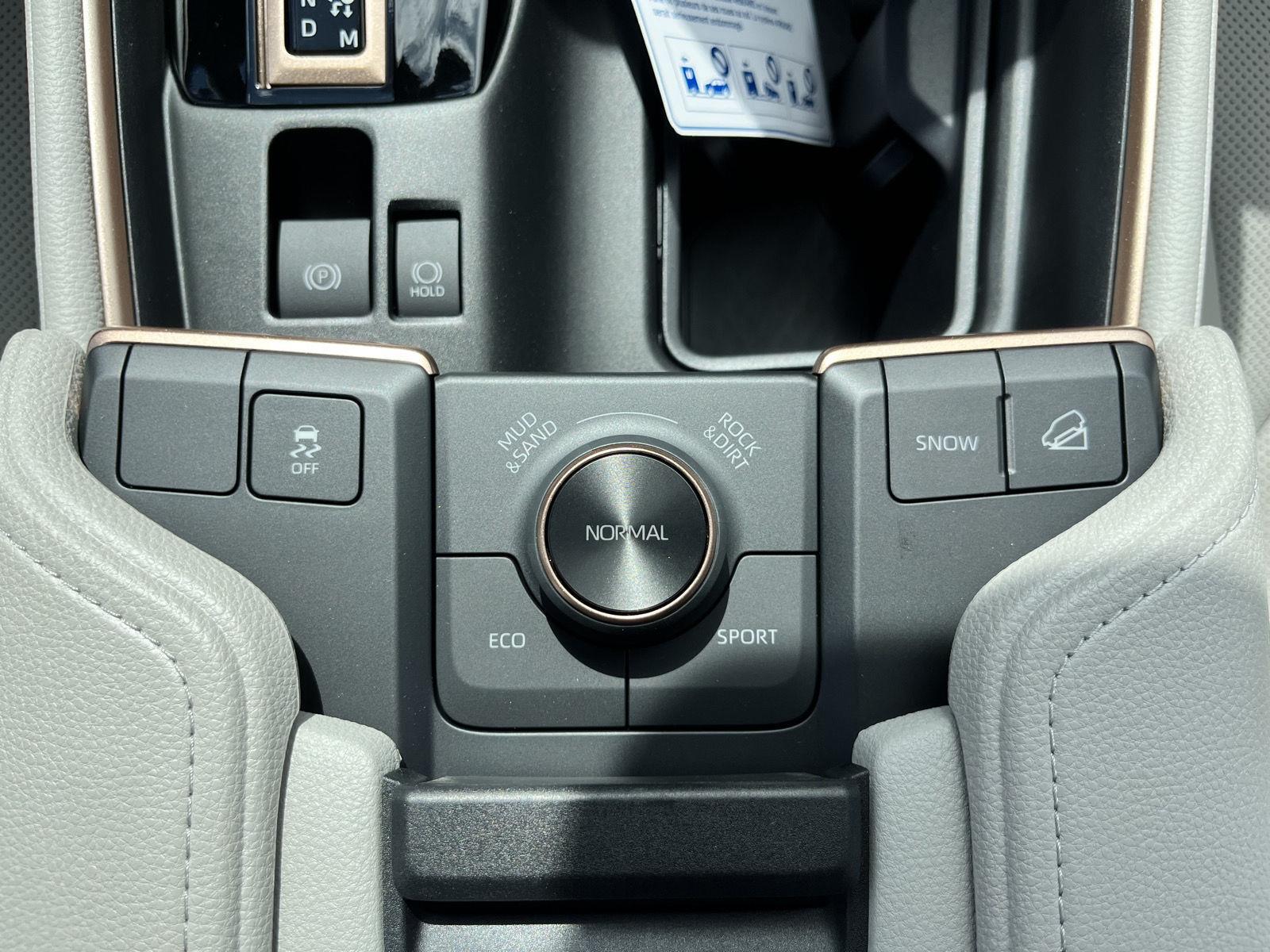 2025 Toyota Grand Highlander Hybrid MAX Platinum photo 31