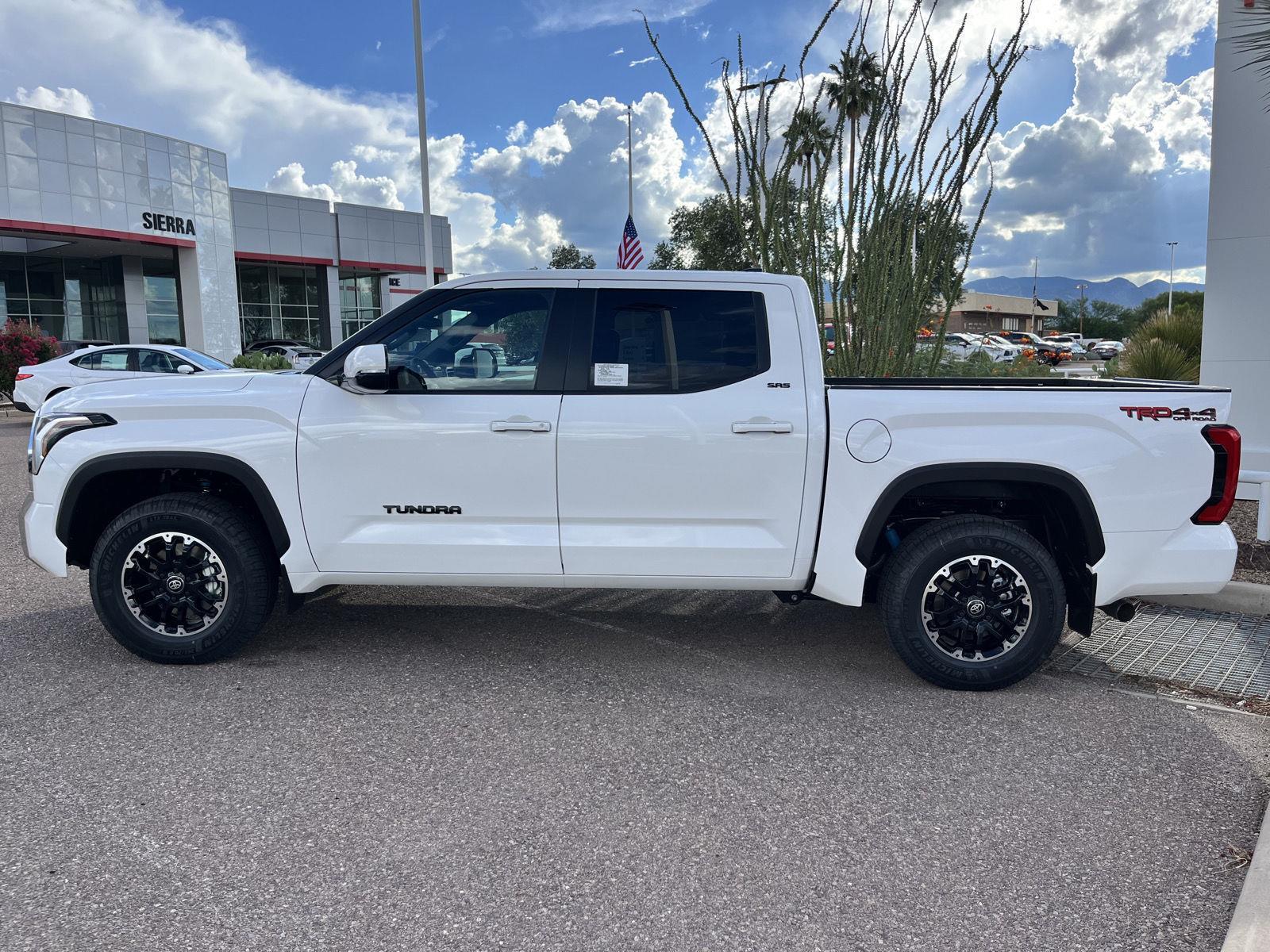 2026 Toyota Tundra SR5 CrewMax photo 2