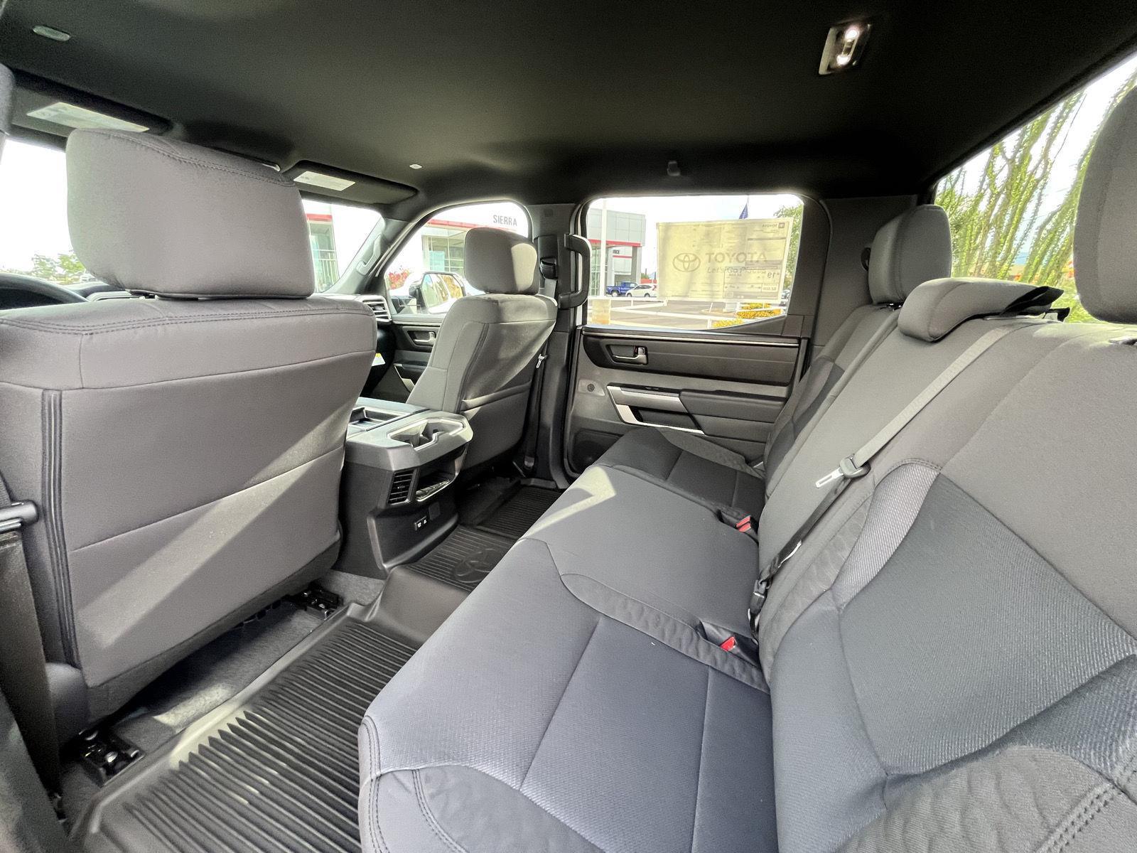 2026 Toyota Tundra SR5 CrewMax photo 17