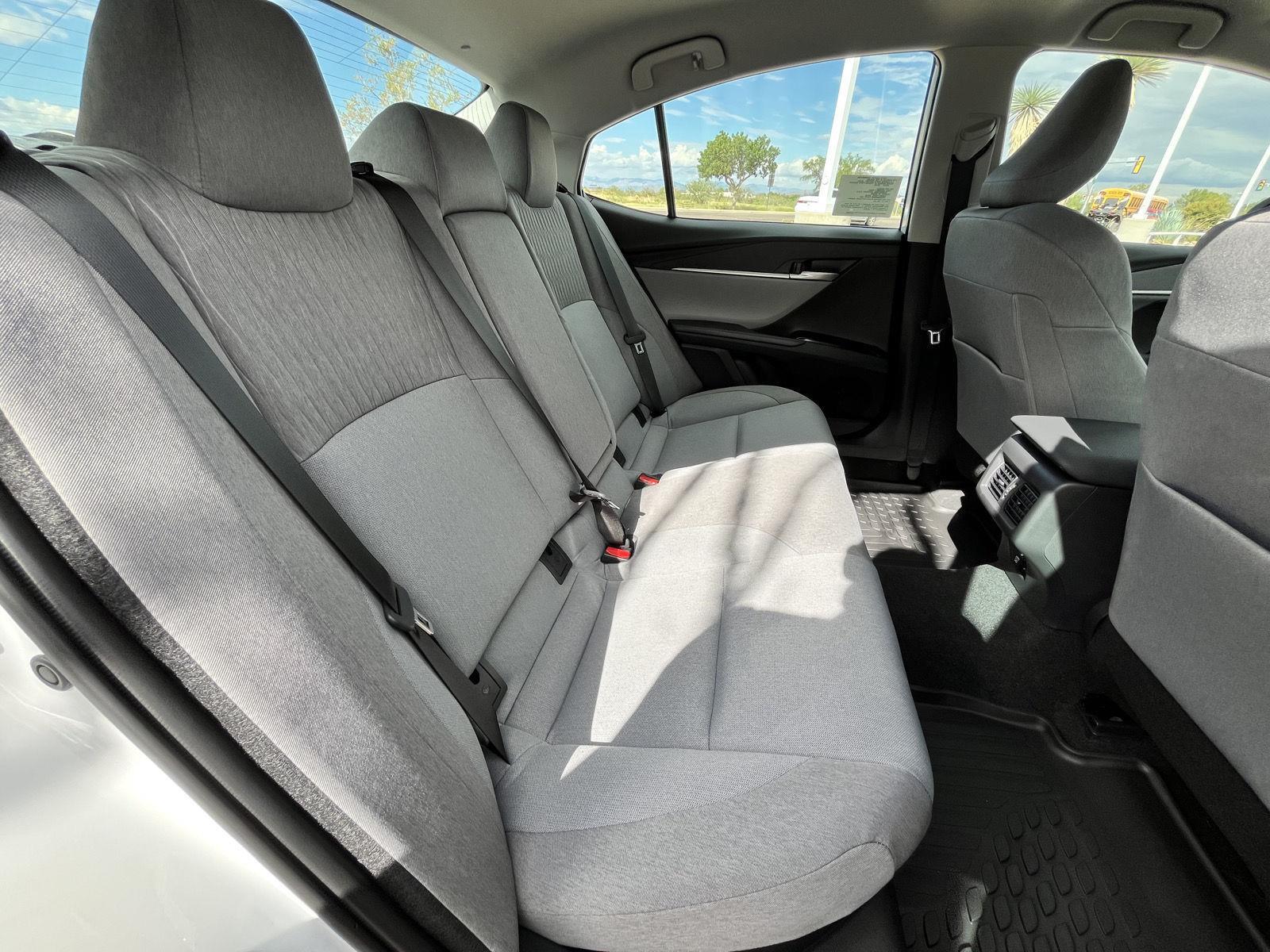 2025 Toyota Camry LE photo 19