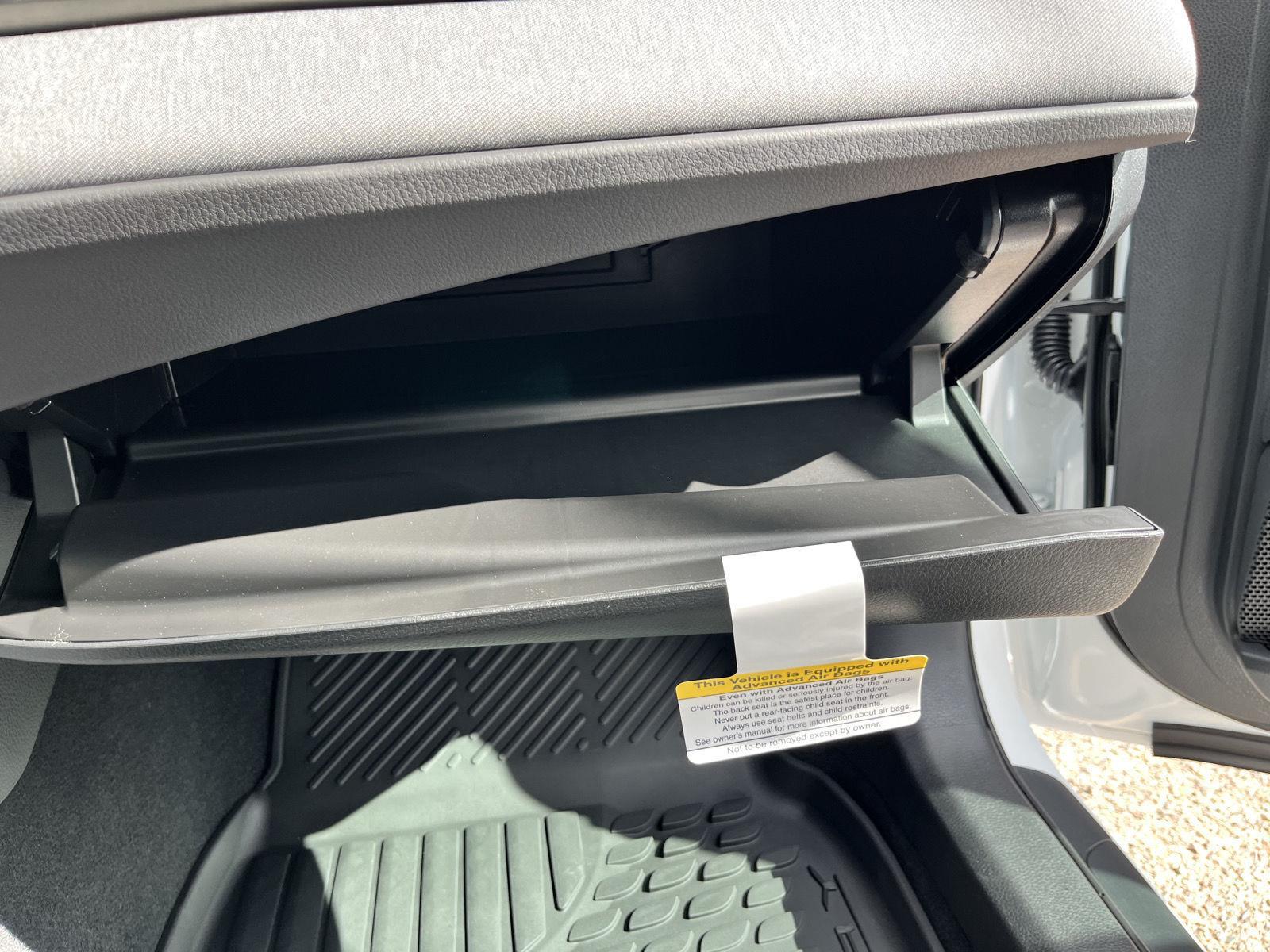 2025 Toyota Camry LE photo 30