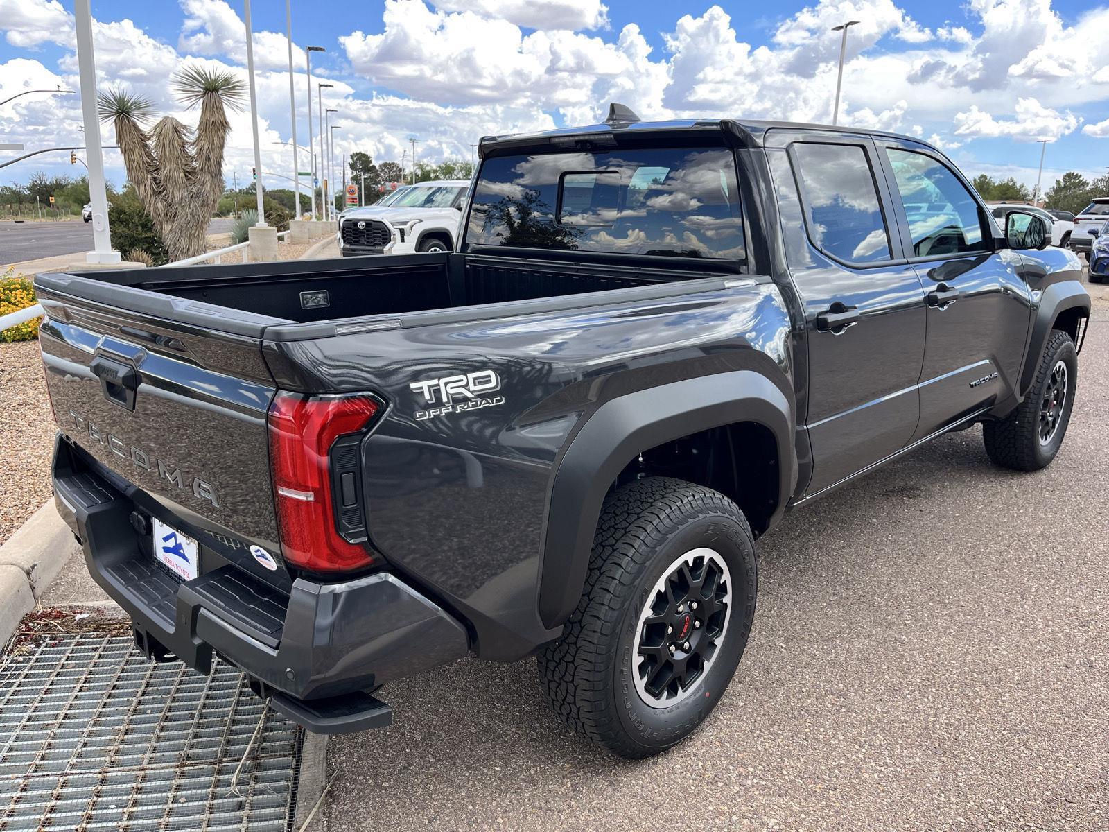 2025 Toyota Tacoma TRD Off-Road Double Cab photo 4