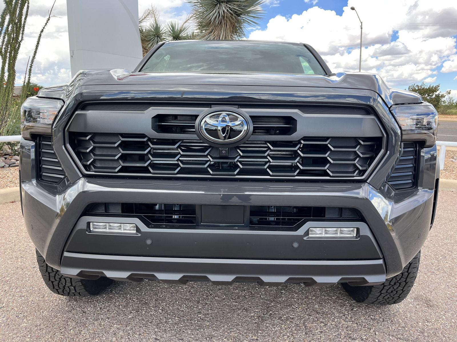 2025 Toyota Tacoma TRD Off-Road Double Cab photo 8
