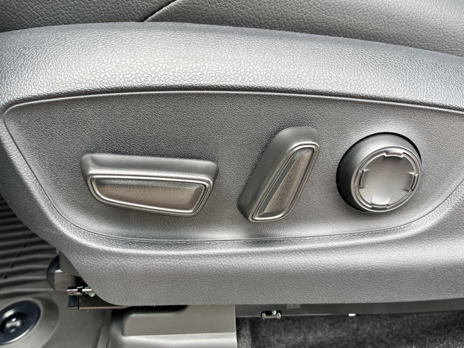 2025 Toyota Tacoma TRD Off-Road Double Cab photo 15