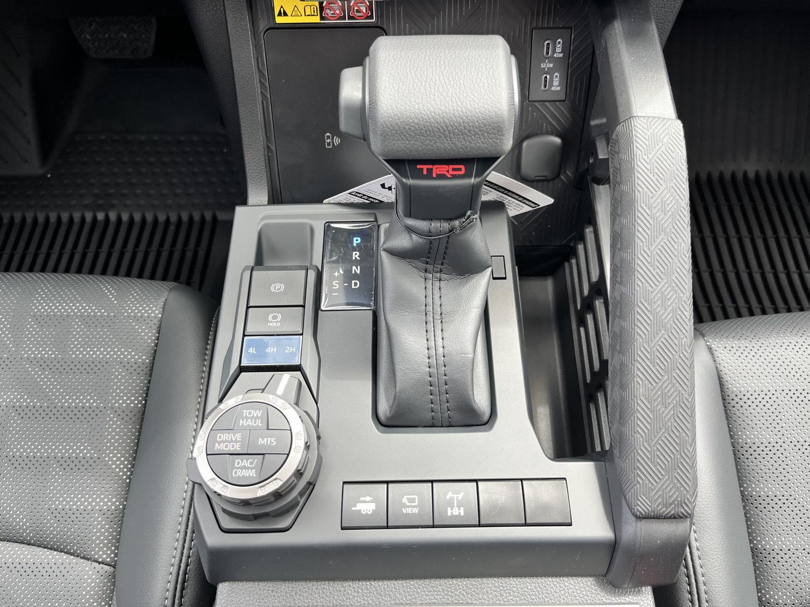 2025 Toyota Tacoma TRD Off-Road Double Cab photo 25