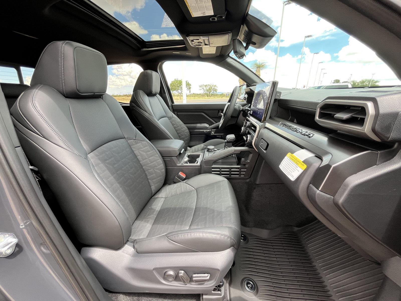 2025 Toyota Tacoma TRD Off-Road Double Cab photo 27