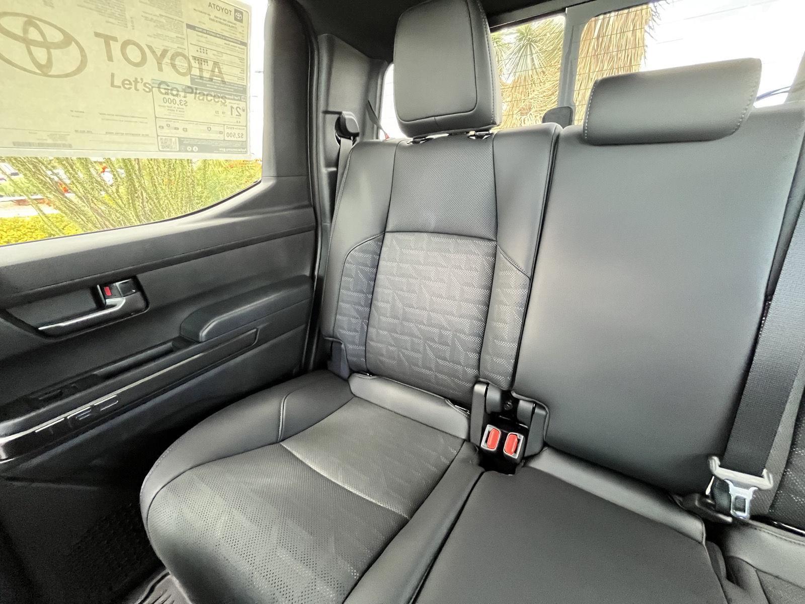 2025 Toyota Tacoma TRD Off-Road Double Cab photo 33
